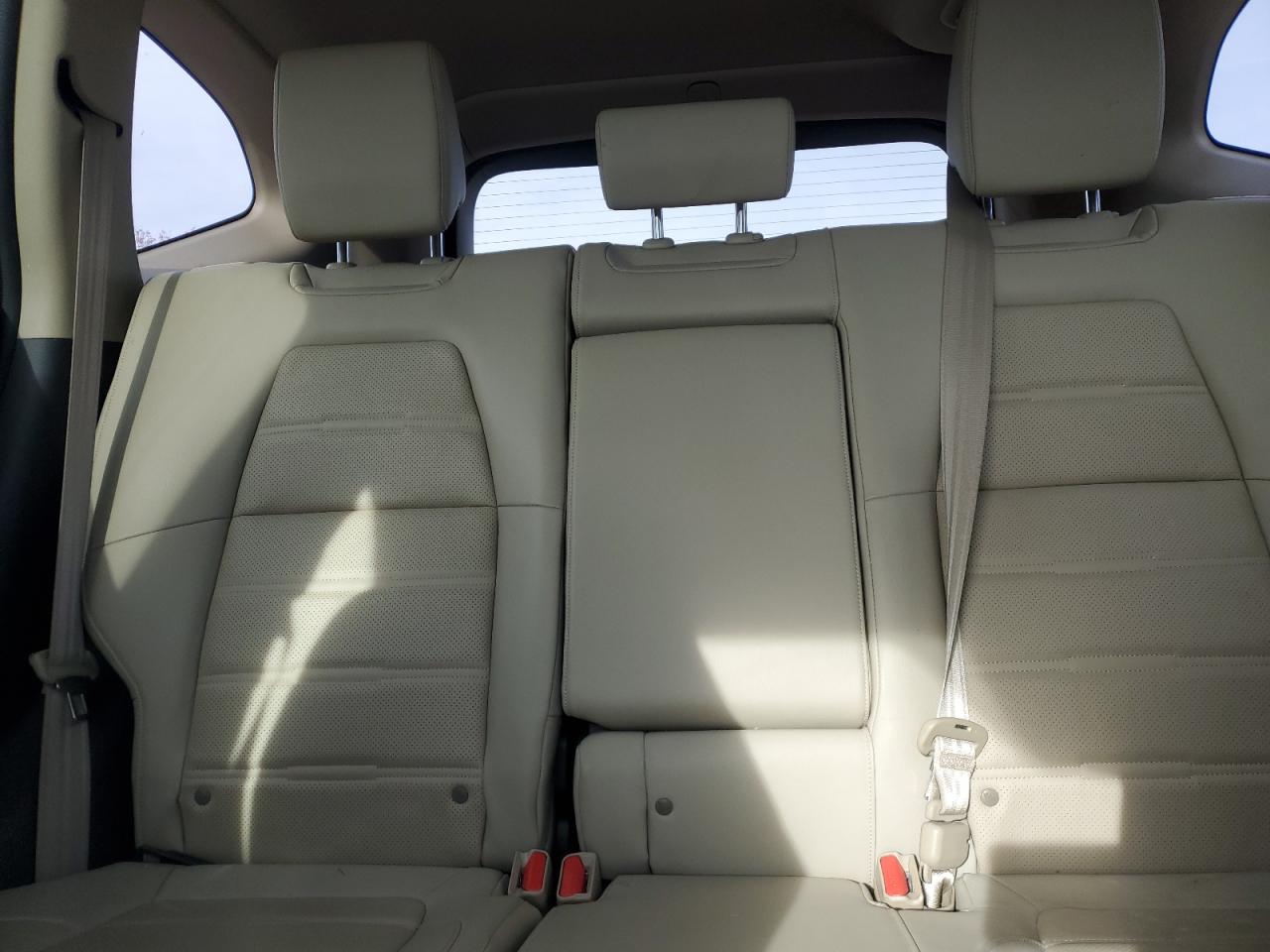 2019 Honda Cr-V Exl VIN: JHLRW2H80KX004493 Lot: 92981365