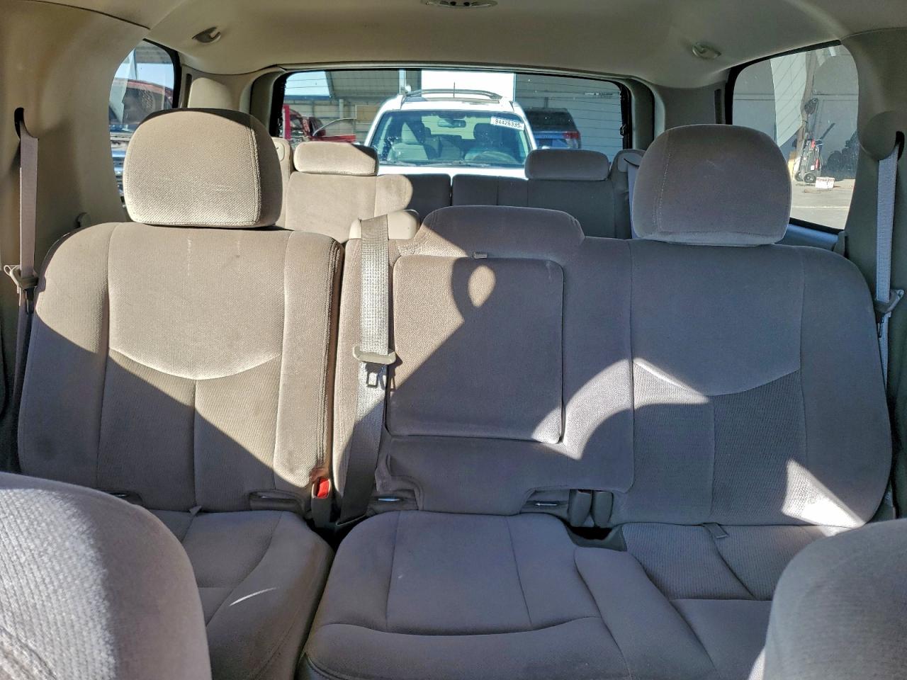 2005 GMC Yukon VIN: 1GKEC13T85J143082 Lot: 93717925