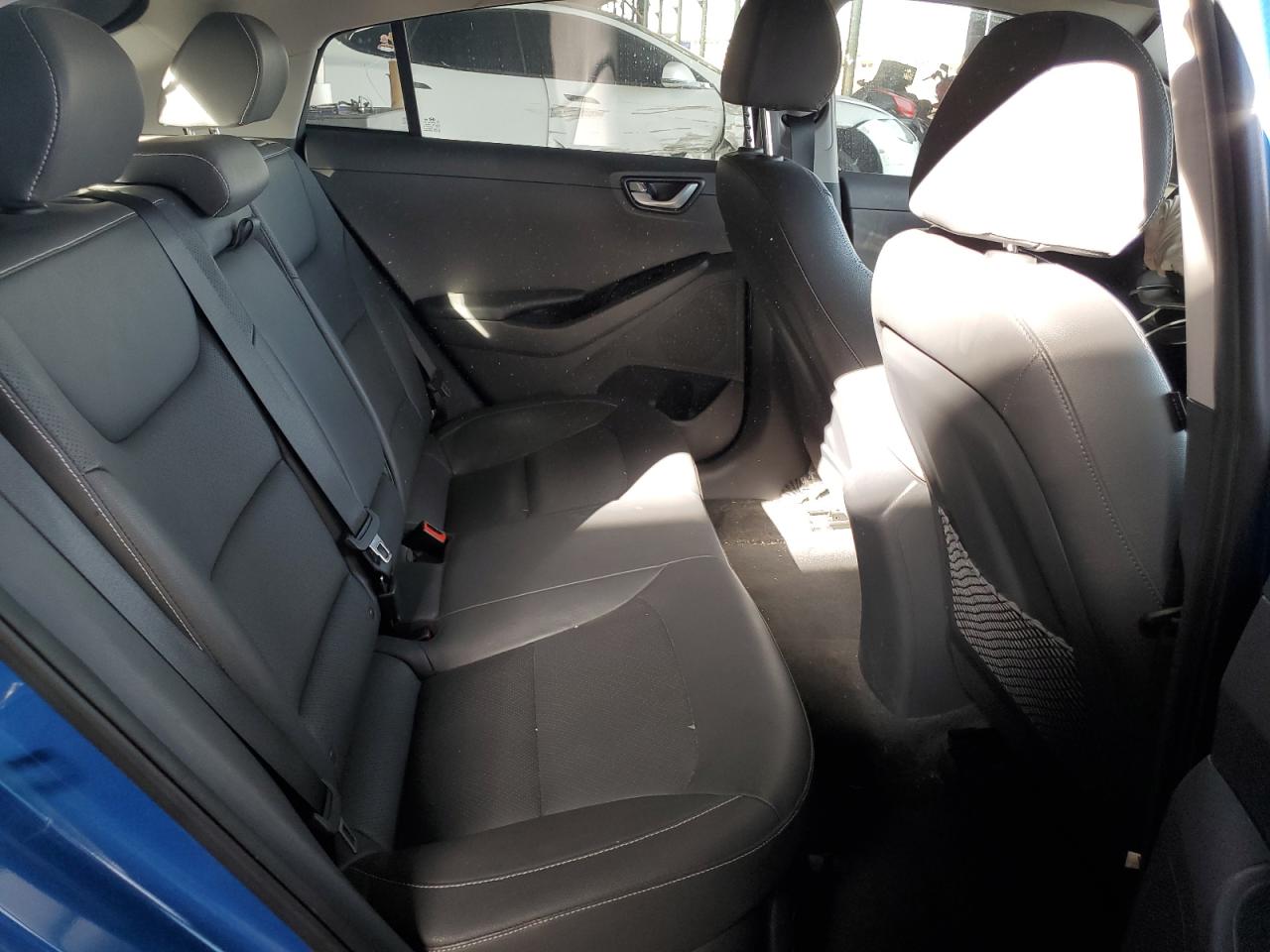 2018 Hyundai Ioniq Limited VIN: KMHC85LC9JU063693 Lot: 92243755
