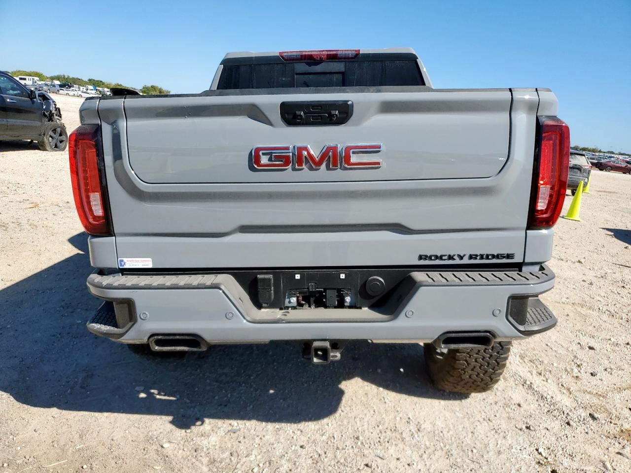 2025 GMC Sierra K1500 At4 VIN: 1GTUUEEL5SZ233733 Lot: 91645945