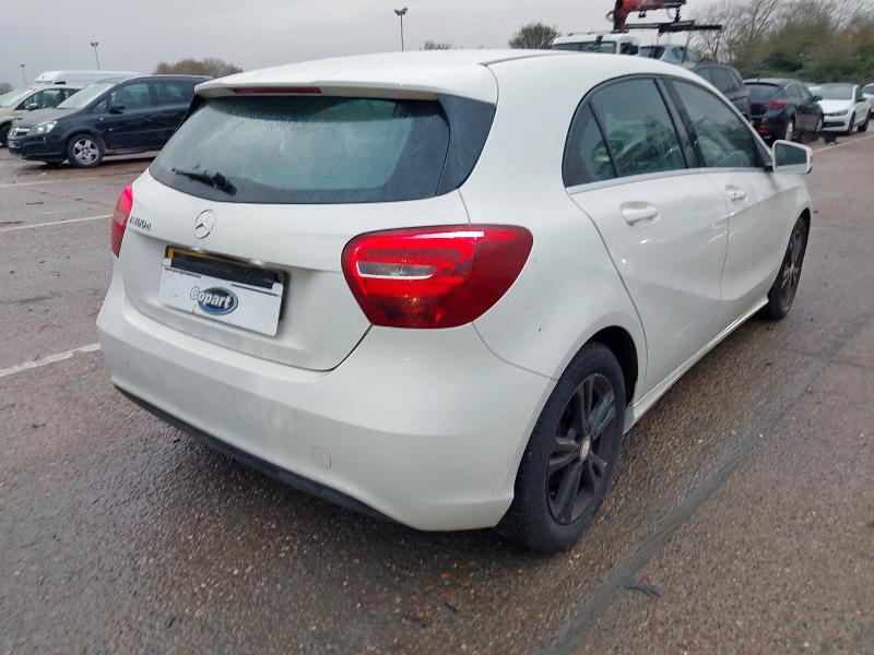 2017 MERCEDES-BENZ A CLASS A180D SE 5DR