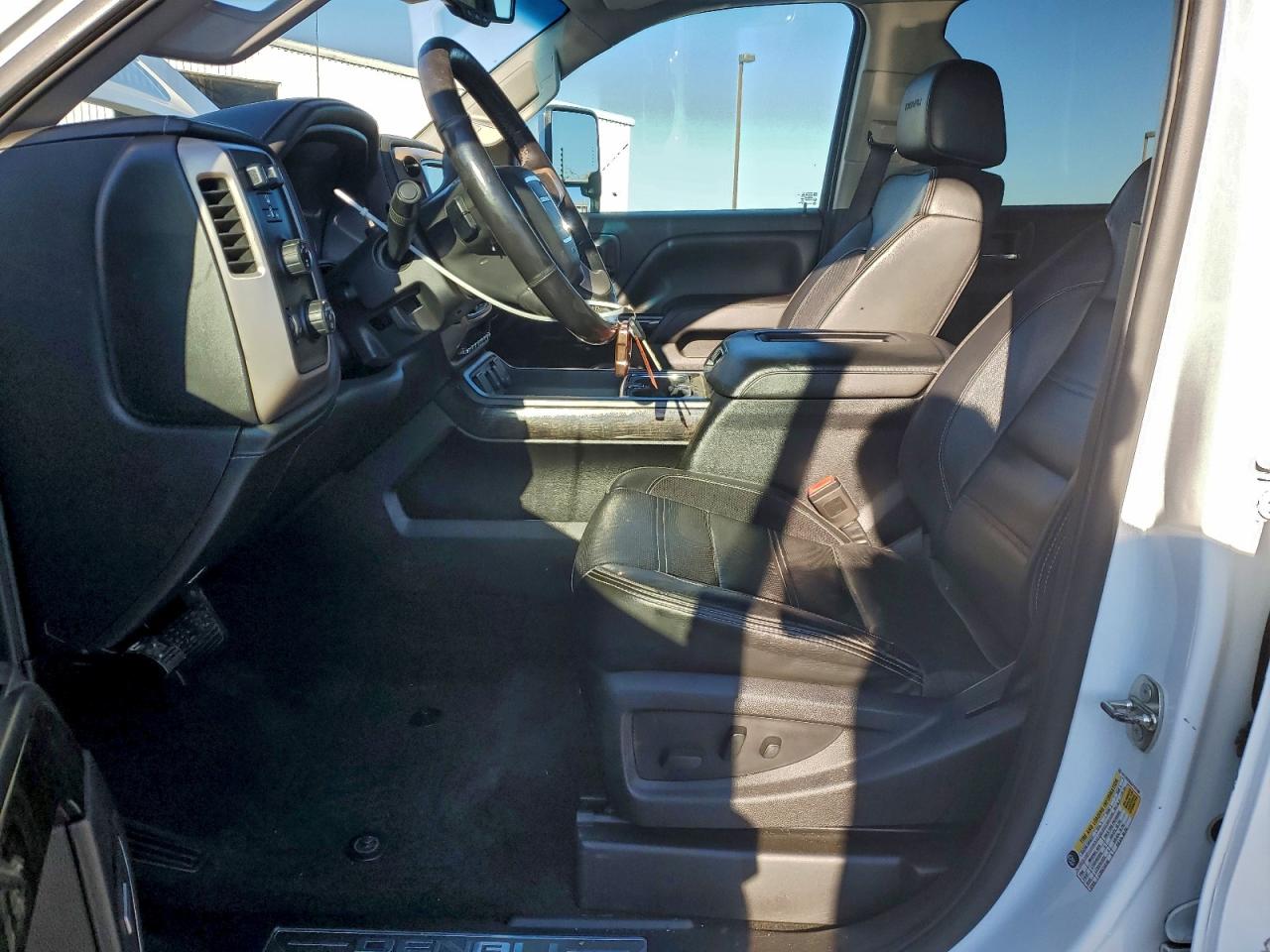 2016 GMC Sierra K2500 Denali VIN: 1GT12UE85GF237160 Lot: 93258265