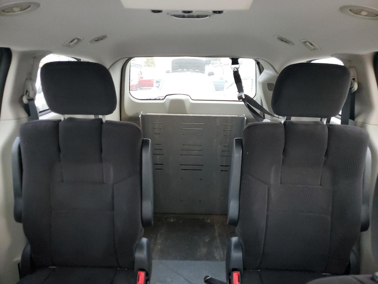 2014 Dodge Grand Caravan Sxt VIN: 2C4RDGCG9ER155303 Lot: 92131235