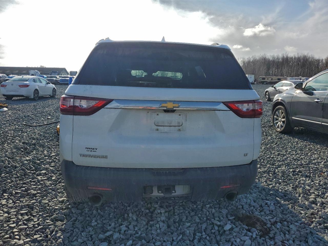 2019 Chevrolet Traverse Lt VIN: 1GNERHKW1KJ135861 Lot: 92639185