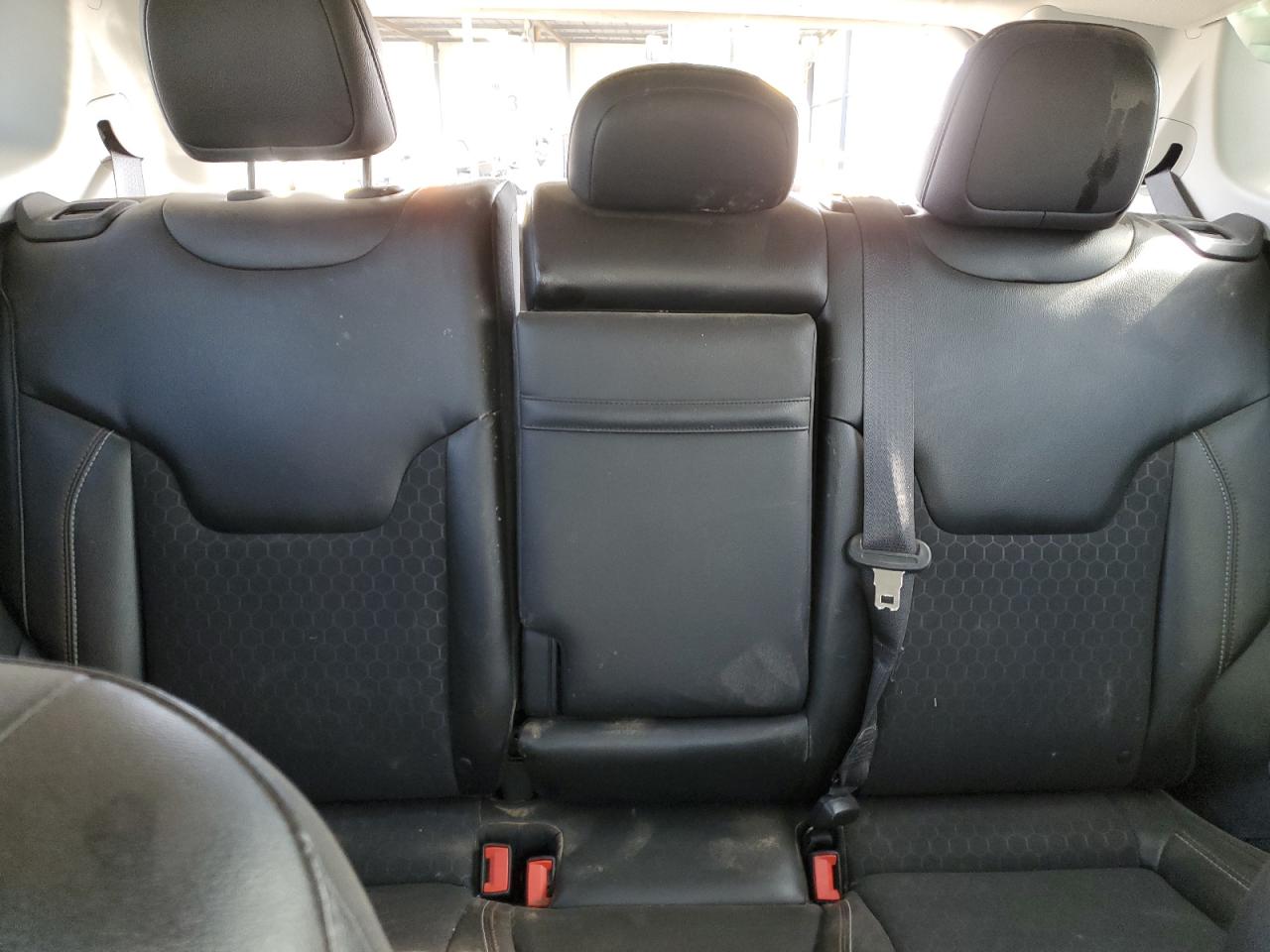 2018 Jeep Compass Latitude VIN: 3C4NJDBB2JT373487 Lot: 91321085