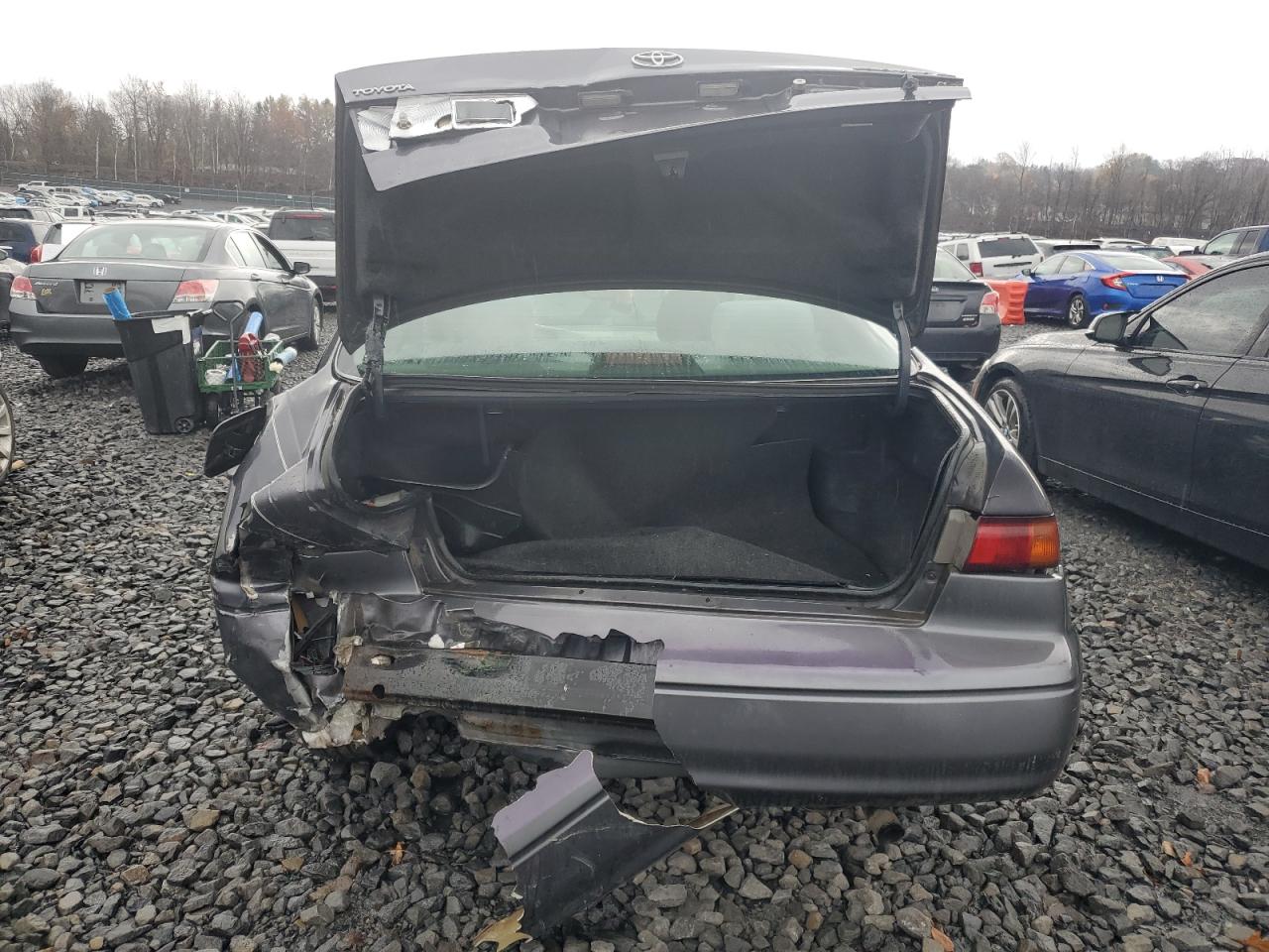 1999 Toyota Camry Ce VIN: 4T1BG22K4XU908559 Lot: 90877905