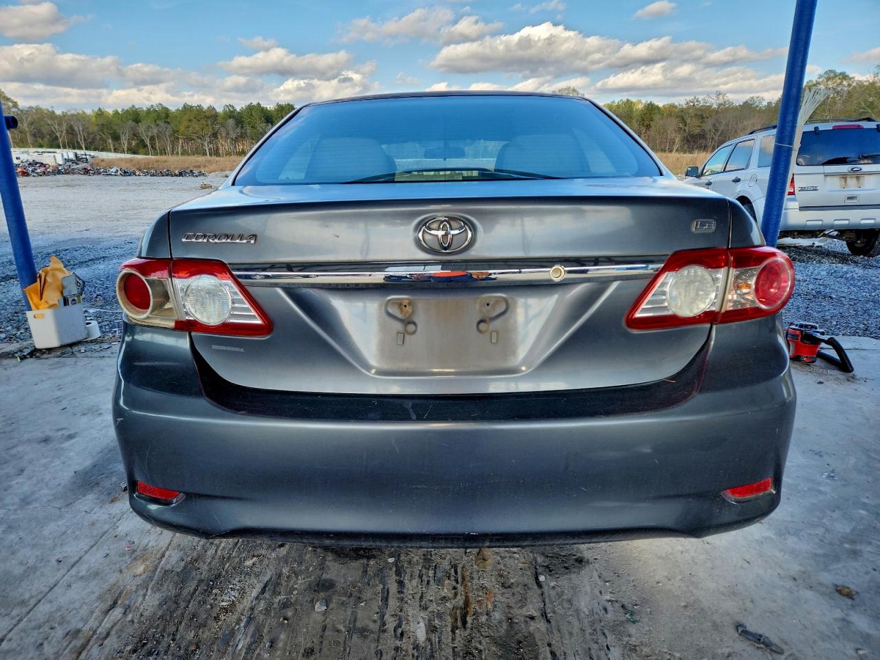 2011 Toyota Corolla Base VIN: 2T1BU4EE9BC610223 Lot: 94039675