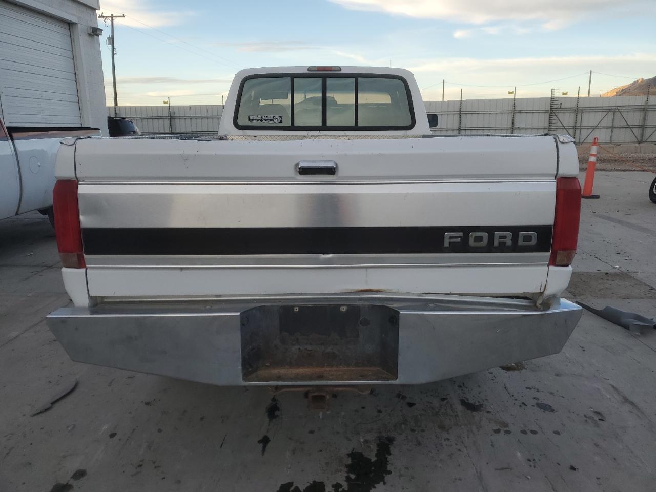 1995 Ford F250 VIN: 1FTHX26G3SKB16721 Lot: 93593445