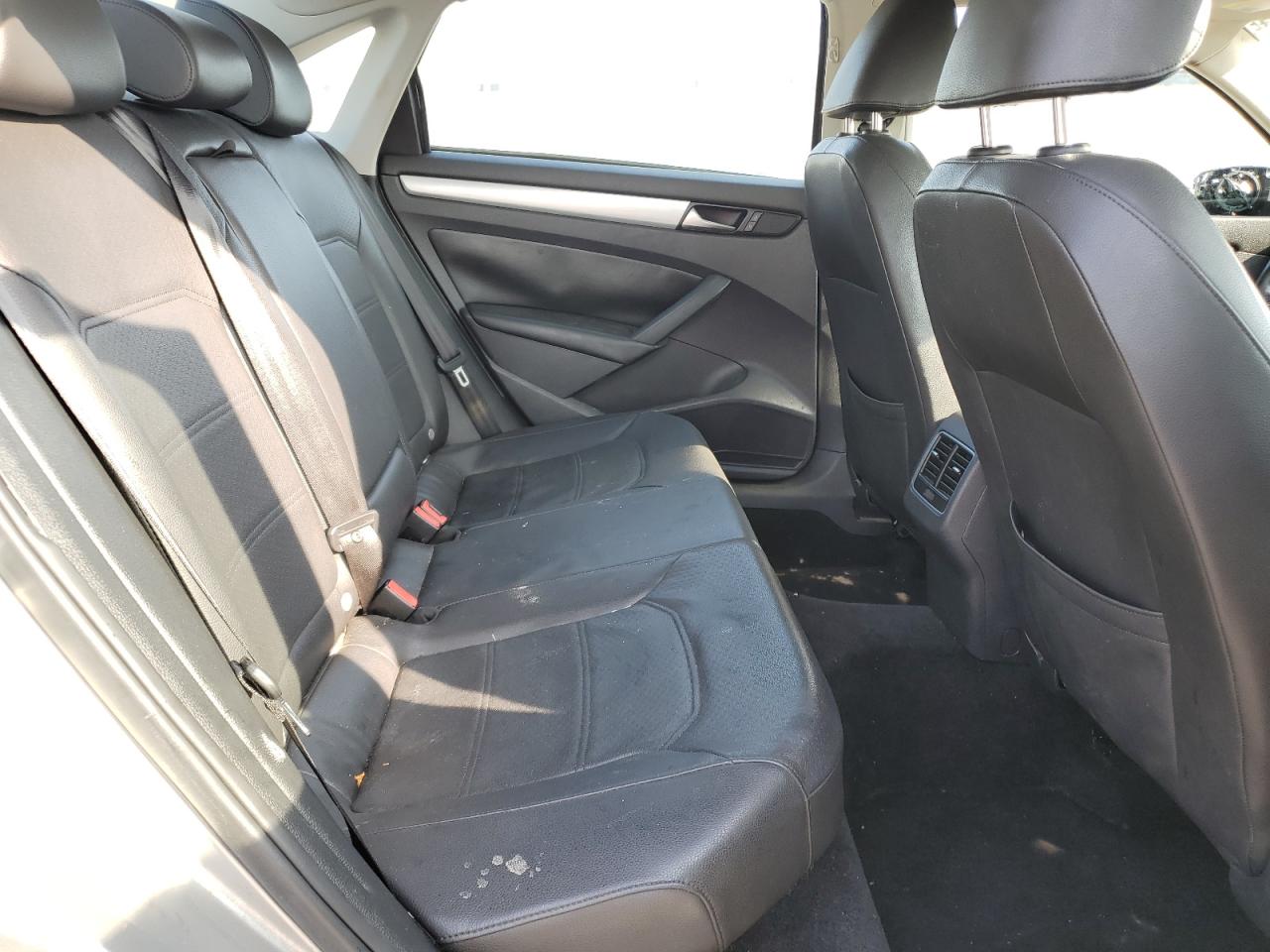 2013 Volkswagen Passat Se VIN: 1VWBP7A30DC053062 Lot: 92806015