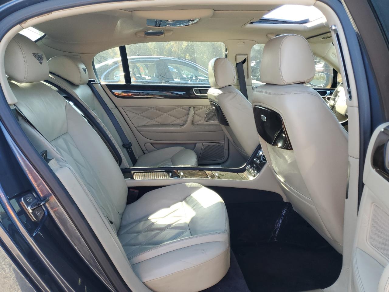 2007 Bentley Continental Flying Spur VIN: SCBBR93W47C048390 Lot: 92455955