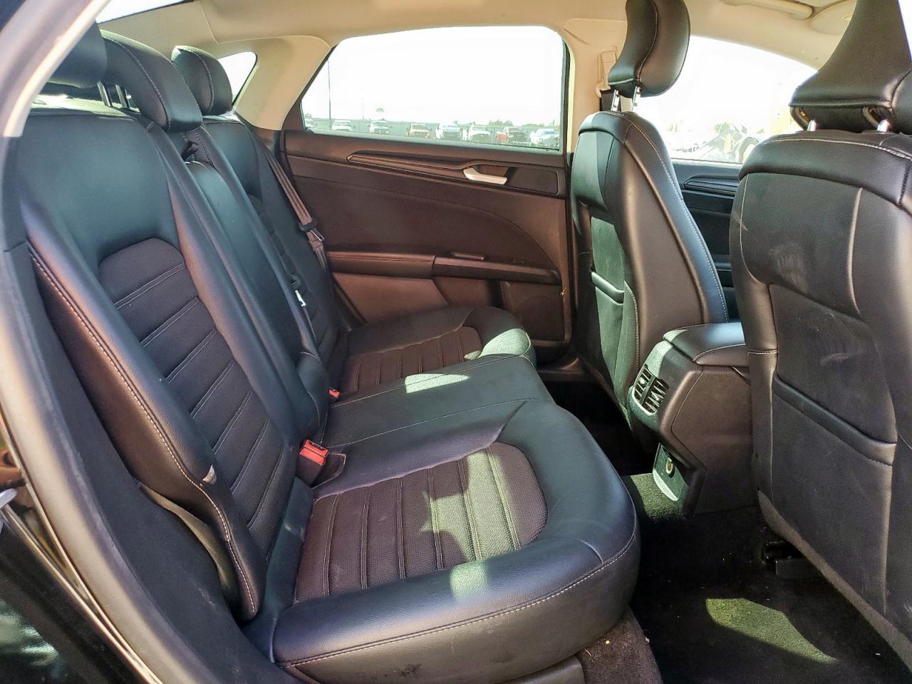 2018 Ford Fusion Se VIN: 3FA6P0HD3JR267461 Lot: 92306475