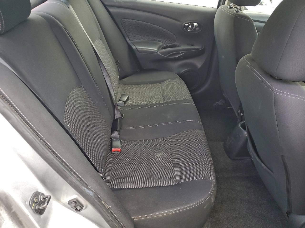 2017 Nissan Versa S VIN: 3N1CN7AP0HL821040 Lot: 94307935