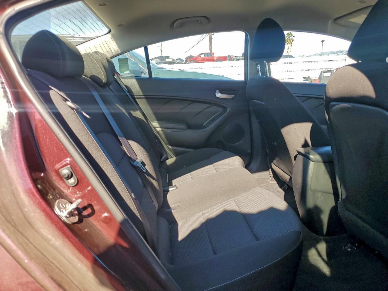 2018 Kia Forte Lx VIN: 3KPFK4A78JE198228 Lot: 93490245