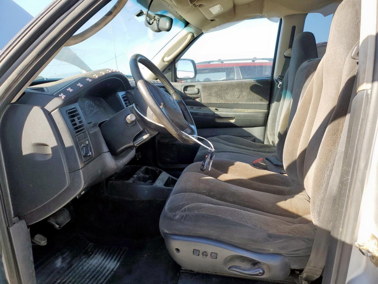 2003 Dodge Dakota Quad Sport VIN: 1D7HG38N93S178228 Lot: 92249535