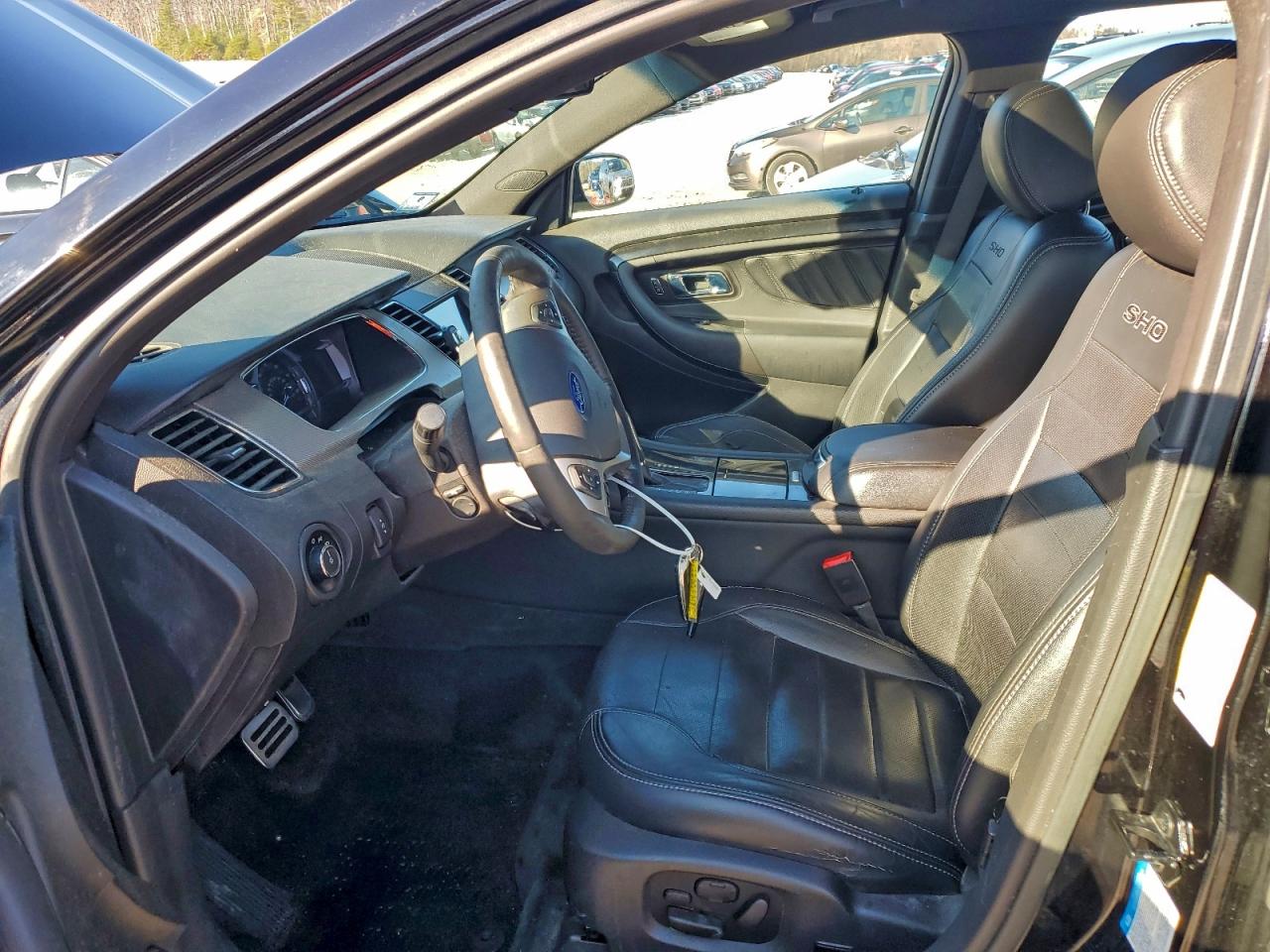 2016 Ford Taurus Sho VIN: 1FAHP2KTXGG118372 Lot: 94572135