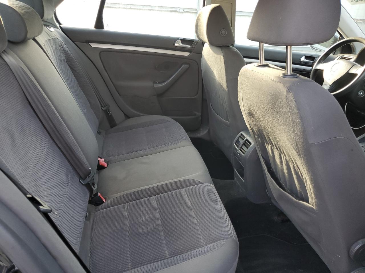 2007 Volkswagen Jetta 2.5 VIN: 3VWHG71KX7M050609 Lot: 91778455