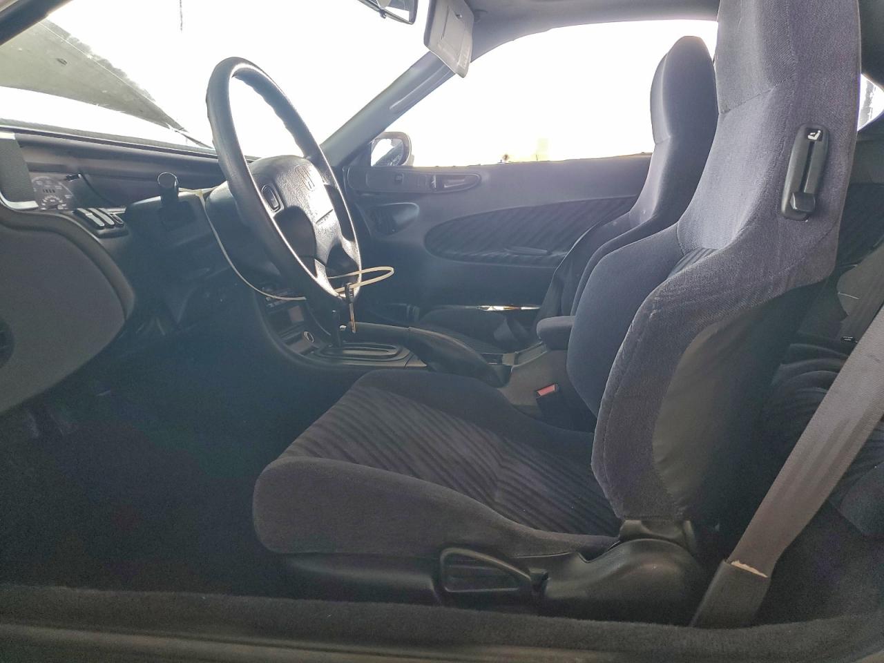 1996 Honda Prelude S VIN: JHMBA8244TC001318 Lot: 94281625