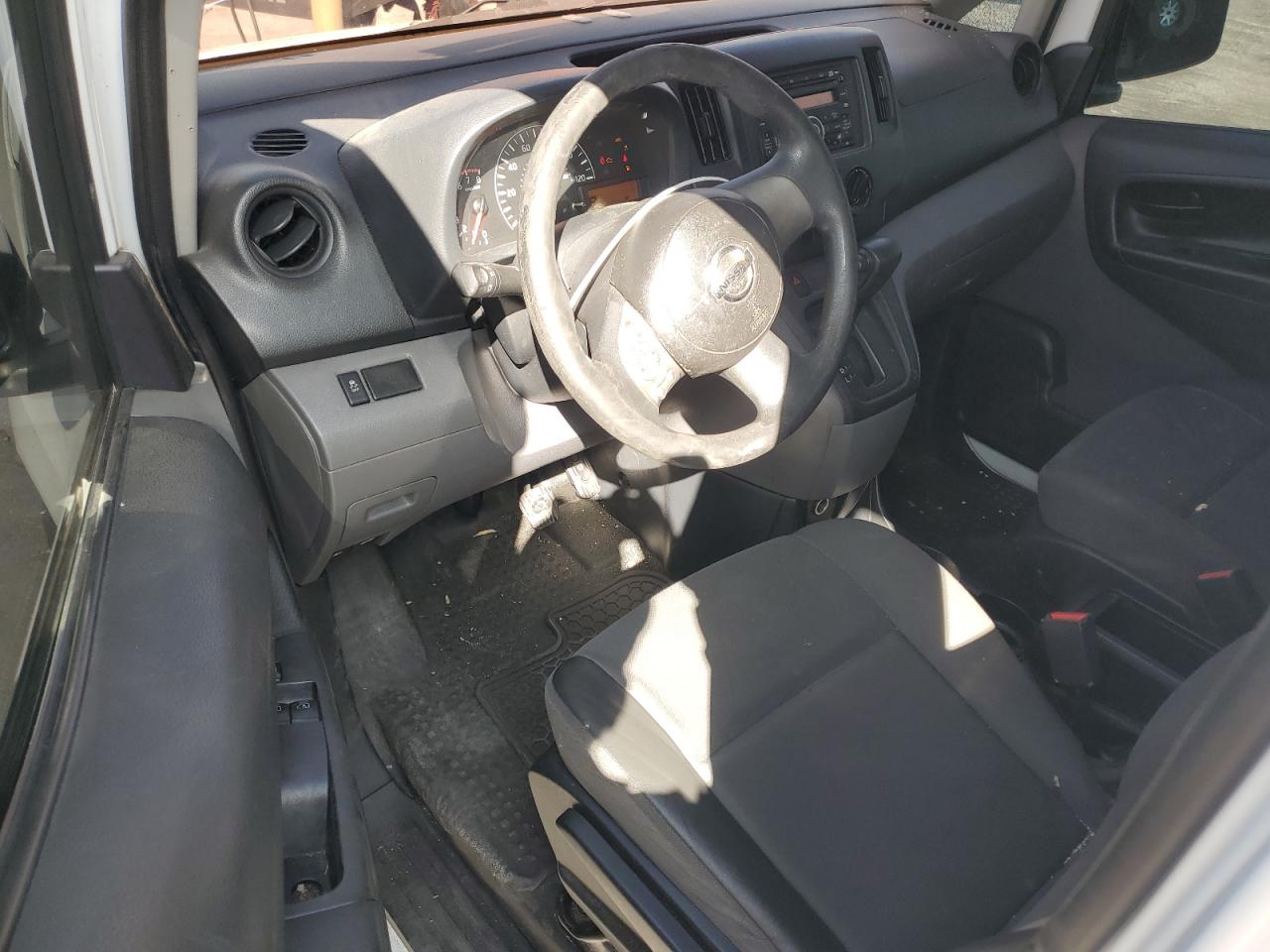 2015 Nissan Nv200 2.5S VIN: 3N6CM0KN3FK732745 Lot: 90736375