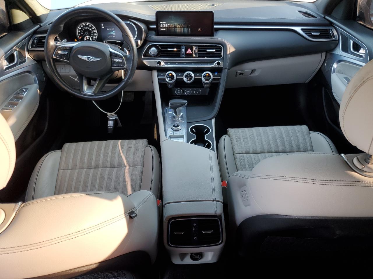 2022 Genesis G70 Base VIN: KMTG34TA9NU102447 Lot: 92434555