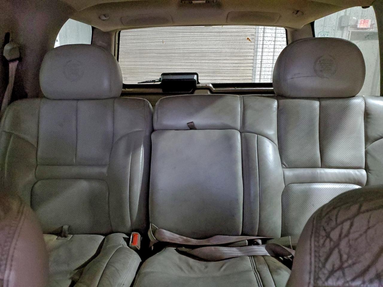 1999 Cadillac Escalade VIN: 1GYEK13R2XR418026 Lot: 92684575