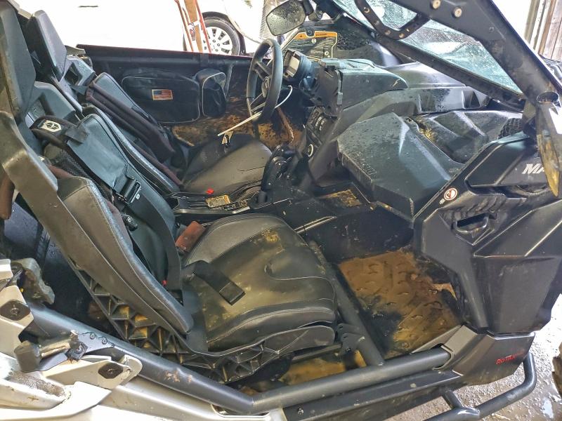 2025 CAN MAVERICK X3 RS TURBO RR