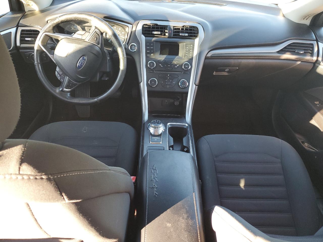 2017 Ford Fusion S VIN: 3FA6P0G76HR332552 Lot: 91618055