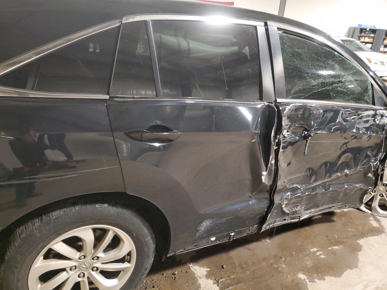 2017 Acura Rdx VIN: 5J8TB4H39HL032051 Lot: 93624525