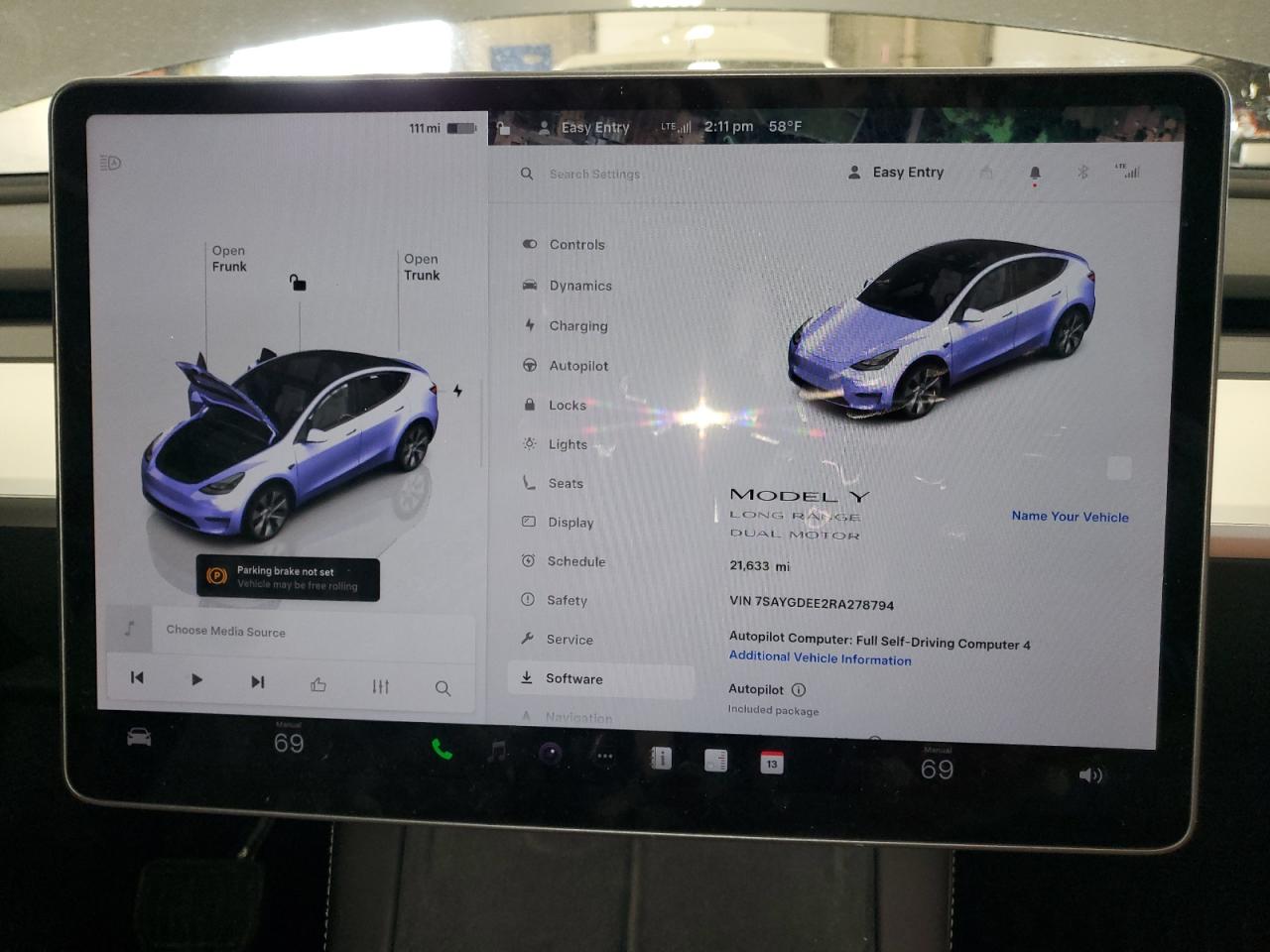 2024 Tesla Model Y VIN: 7SAYGDEE2RA278794 Lot: 92500895