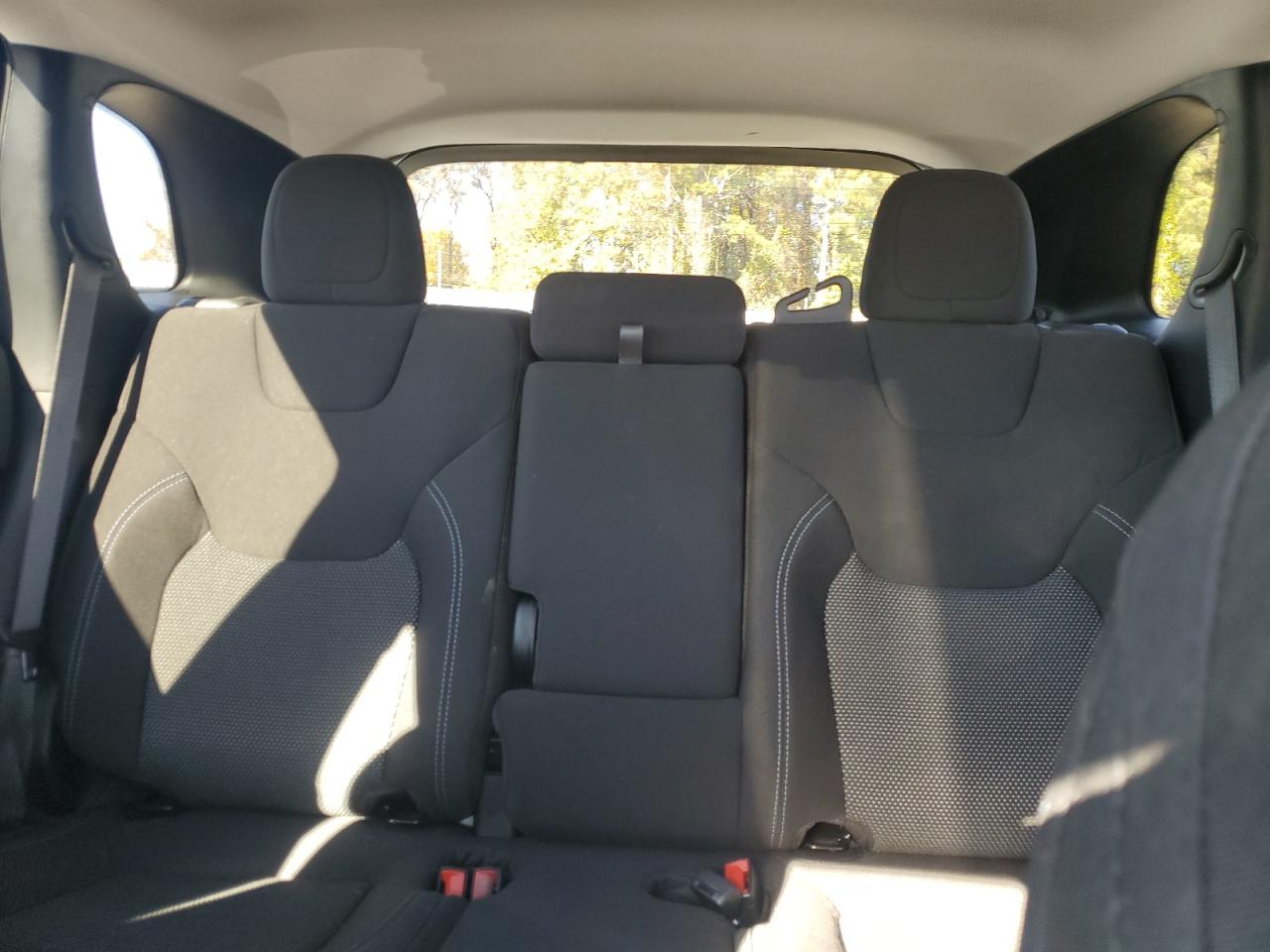 2020 Jeep Cherokee Latitude VIN: 1C4PJMCB7LD620048 Lot: 90873985