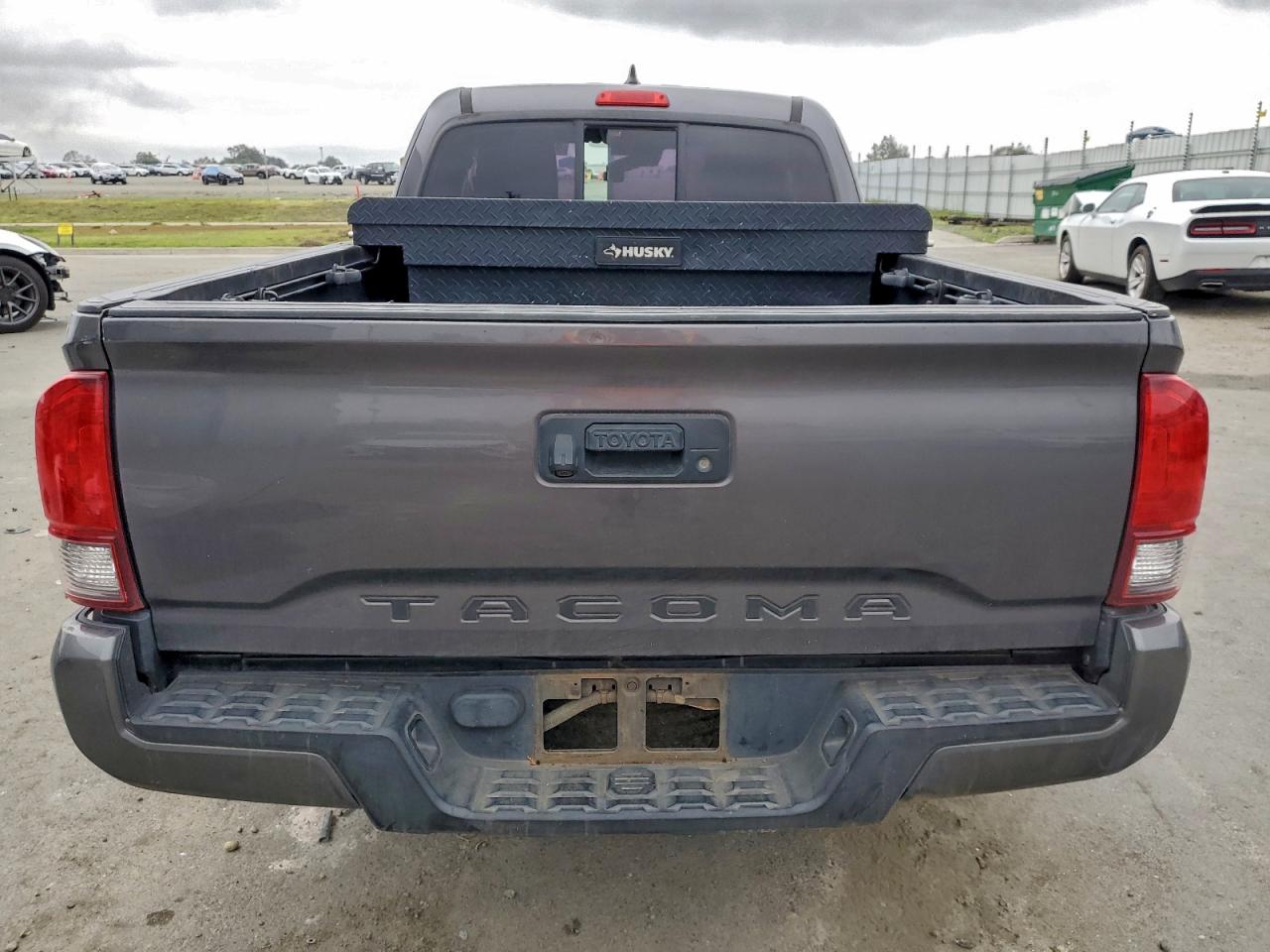 2018 Toyota Tacoma Access Cab VIN: 5TFRX5GN8JX110594 Lot: 94155885