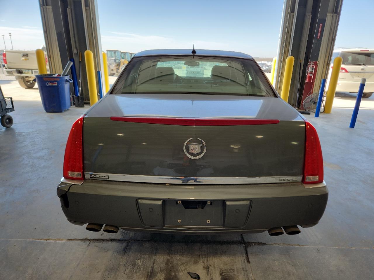2006 Cadillac Dts VIN: 1G6KD57YX6U217954 Lot: 92474475