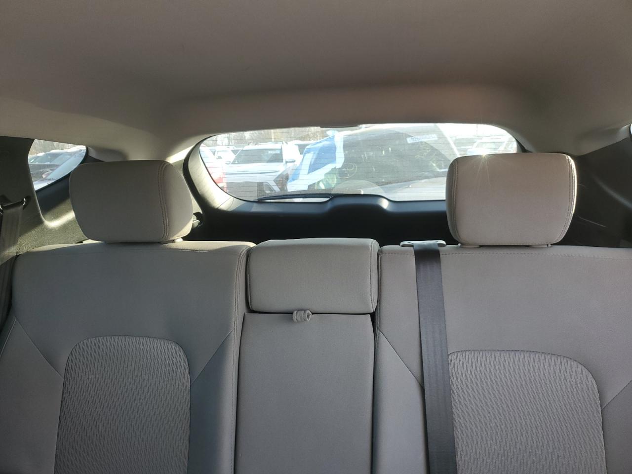 2016 Hyundai Santa Fe Sport VIN: 5XYZTDLB8GG367638 Lot: 92207355