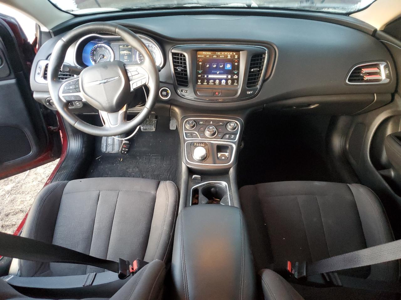 2015 Chrysler 200 Limited VIN: 1C3CCCAB0FN592750 Lot: 91840295