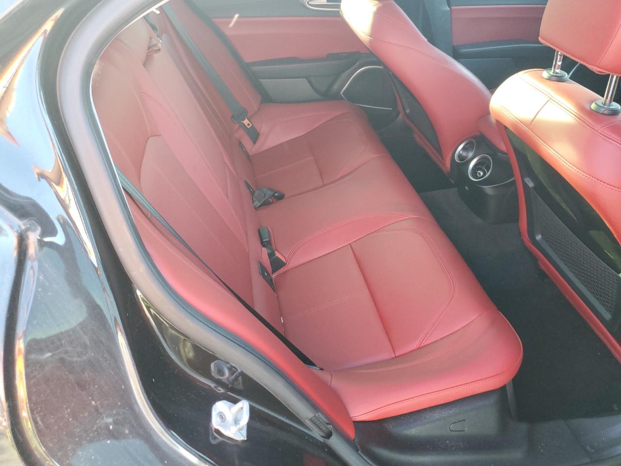 2017 Alfa Romeo Giulia VIN: ZARFAEBN2H7535451 Lot: 92895765