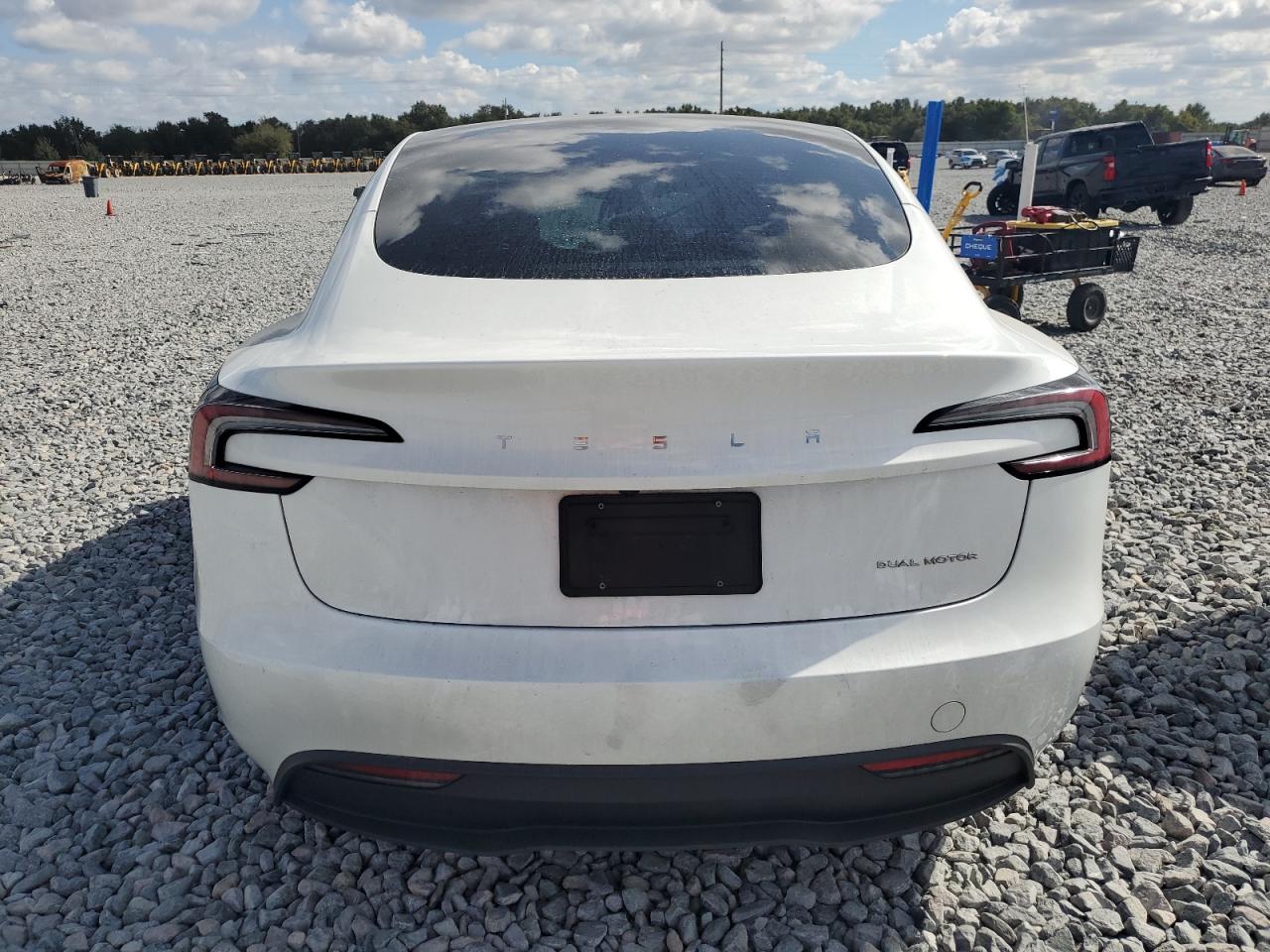 2024 Tesla Model 3 VIN: 5YJ3E1EB8RF809968 Lot: 92252855