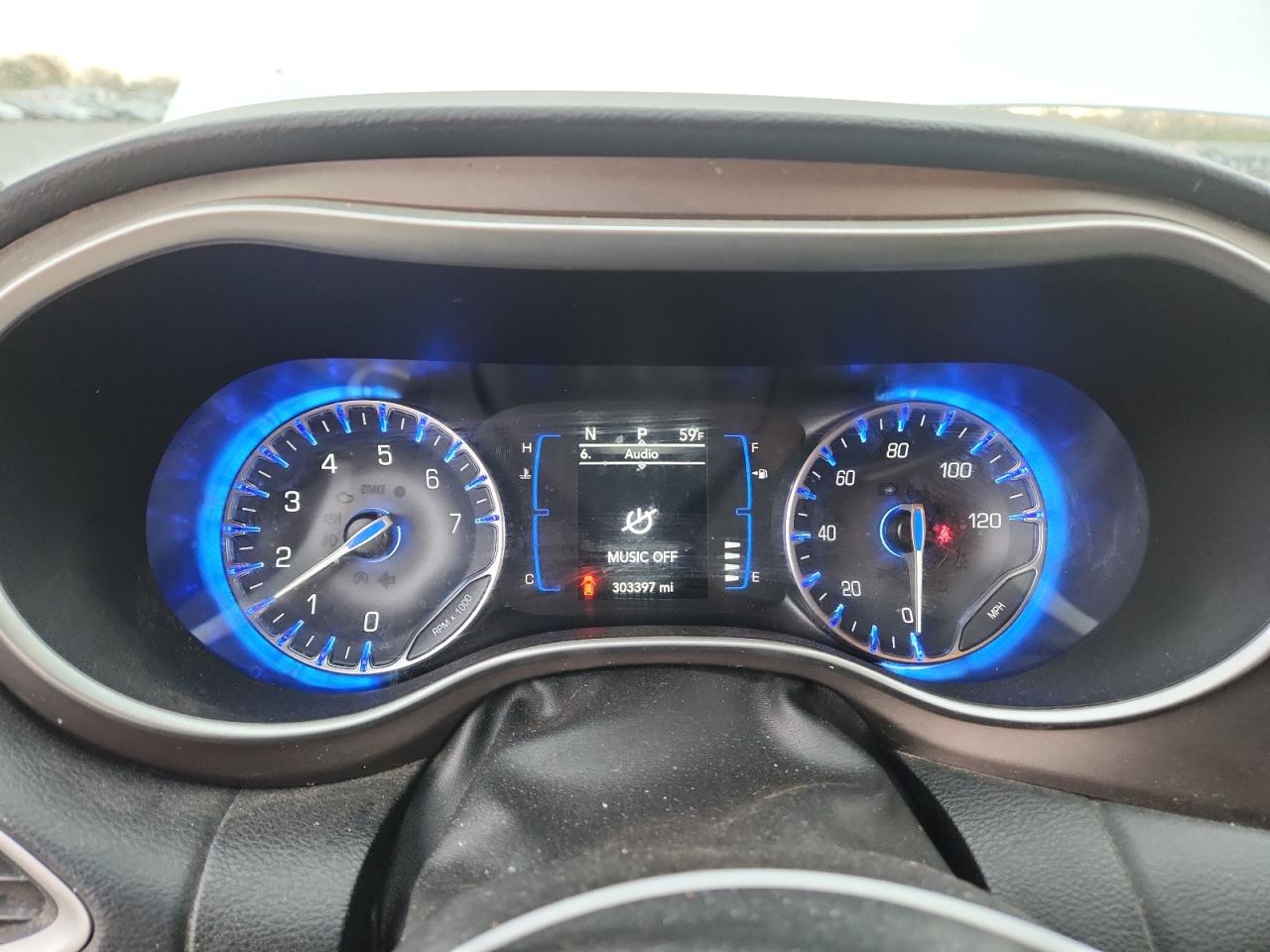 2020 Chrysler Voyager L VIN: 2C4RC1AG5LR105451 Lot: 91327485