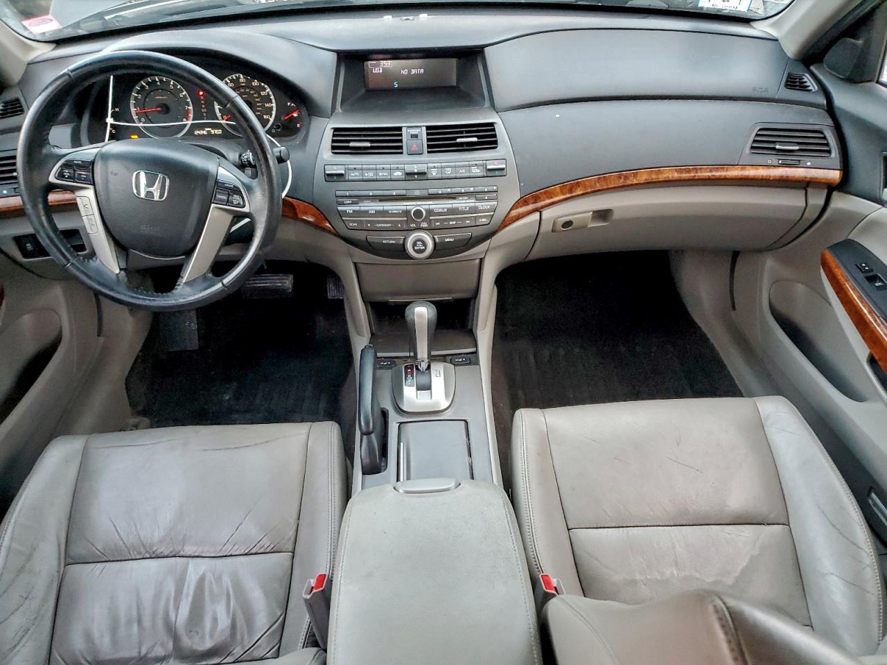 2011 Honda Accord Exl VIN: 1HGCP2F8XBA098860 Lot: 93616475