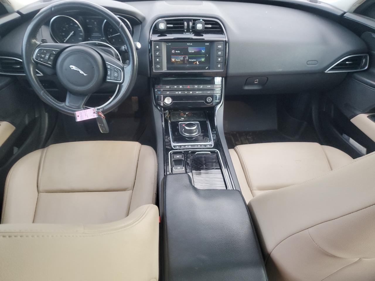 2018 Jaguar Xe Premium VIN: SAJAJ4FX4JCP25812 Lot: 90141255