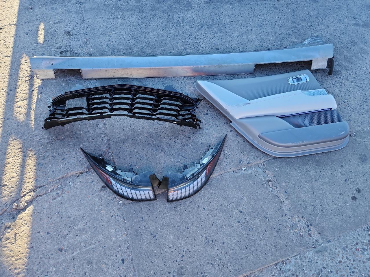 2024 Hyundai Ioniq 6 Limited VIN: KMHM54AC9RA079982 Lot: 93078255