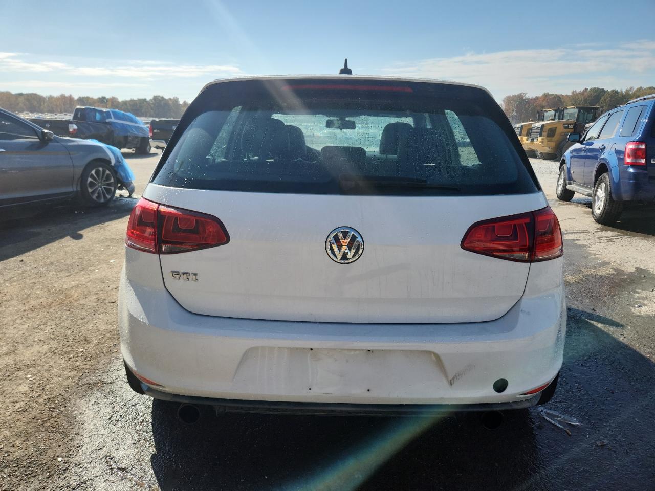 2015 Volkswagen Gti VIN: 3VW4T7AU7FM052280 Lot: 92053825