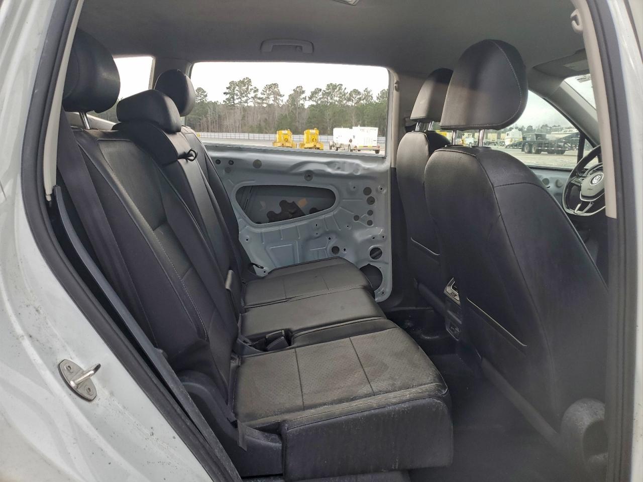 2018 Volkswagen Tiguan Se VIN: 3VV3B7AX5JM037198 Lot: 93534685