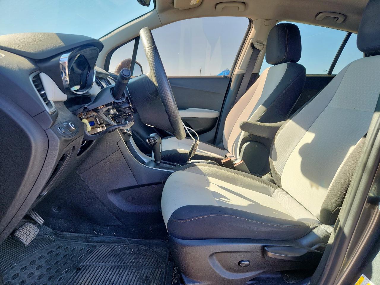 2020 Chevrolet Trax Ls VIN: 3GNCJKSB1LL150895 Lot: 90948745