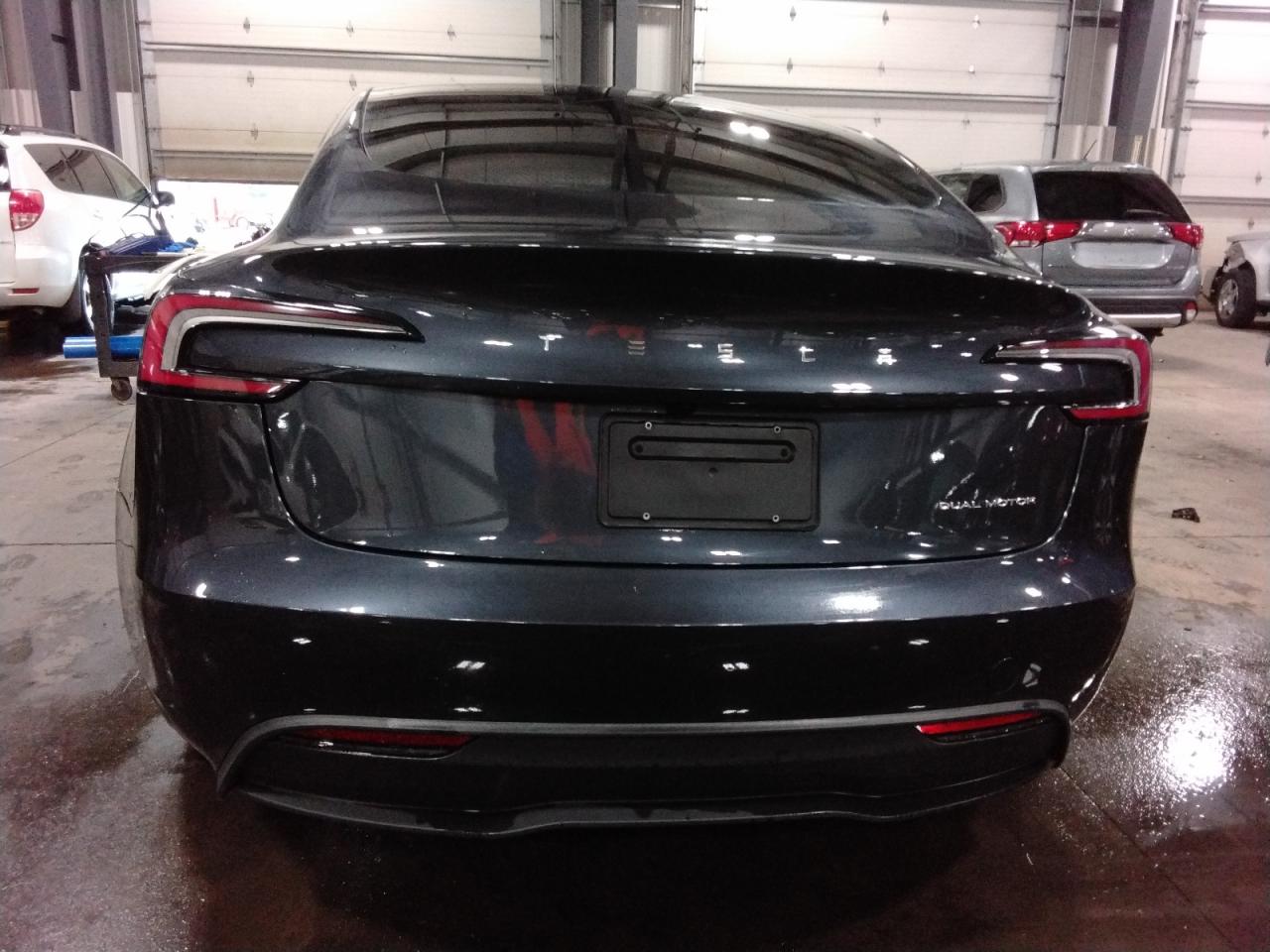 2025 Tesla Model 3 VIN: 5YJ3E1EB0SF919337 Lot: 91204055