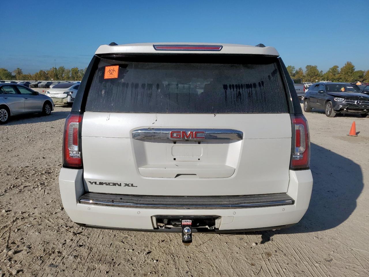 2016 GMC Yukon Xl Denali VIN: 1GKS2HKJXGR245471 Lot: 92726345