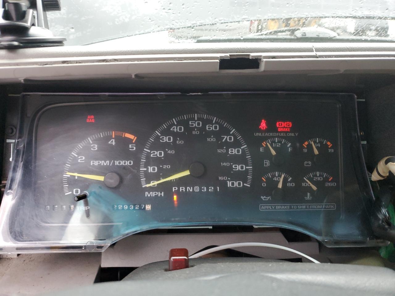 1995 GMC Yukon VIN: 1GKEK18KXSJ717891 Lot: 90953345