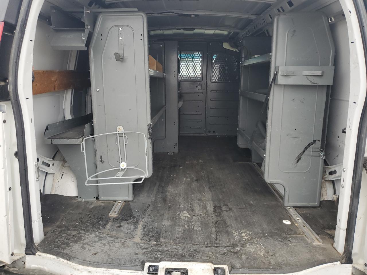 2015 Chevrolet Express Delivery Van VIN: 1GCWGFCF7F1221882 Lot: 92183575