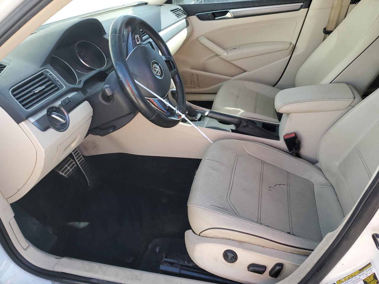 2017 Volkswagen Passat R-Line VIN: 1VWDT7A38HC048704 Lot: 91972225