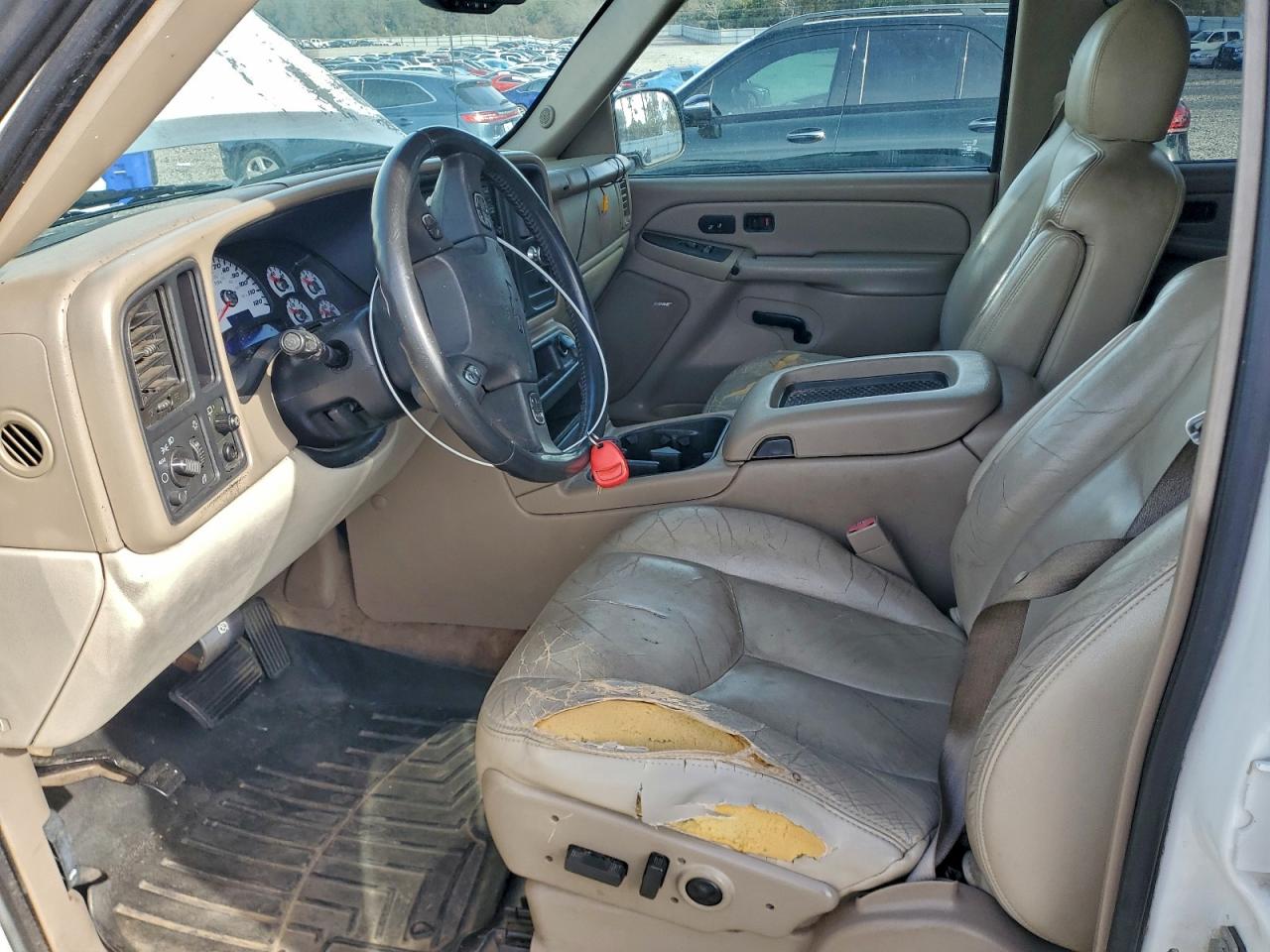 2004 Chevrolet Suburban C1500 VIN: 1GNEC16Z04J237250 Lot: 94164565