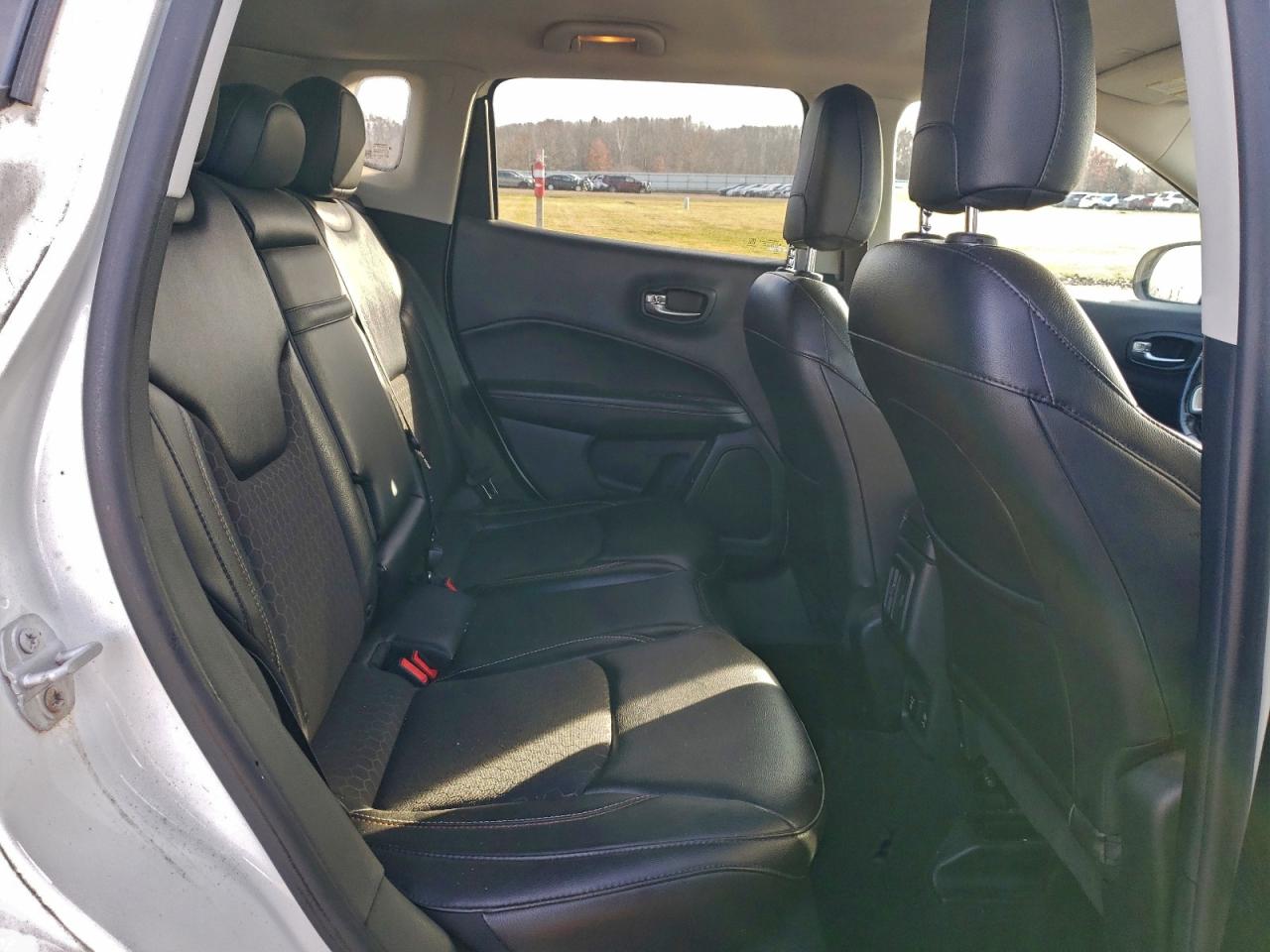 2018 Jeep Compass Latitude VIN: 3C4NJDBB6JT457067 Lot: 93941785