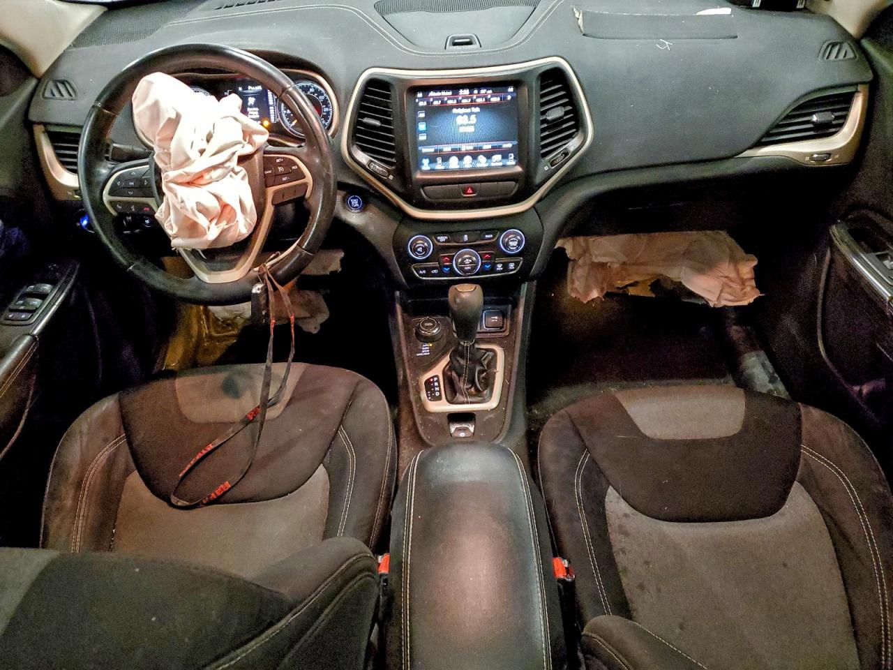 2014 Jeep Cherokee Latitude VIN: 1C4PJMCS7EW246208 Lot: 94511325